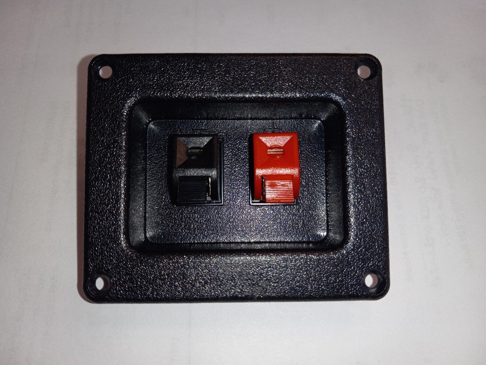 Recessed Push-Terminal Speaker Wire Connector Panel With Red & Black Terminals