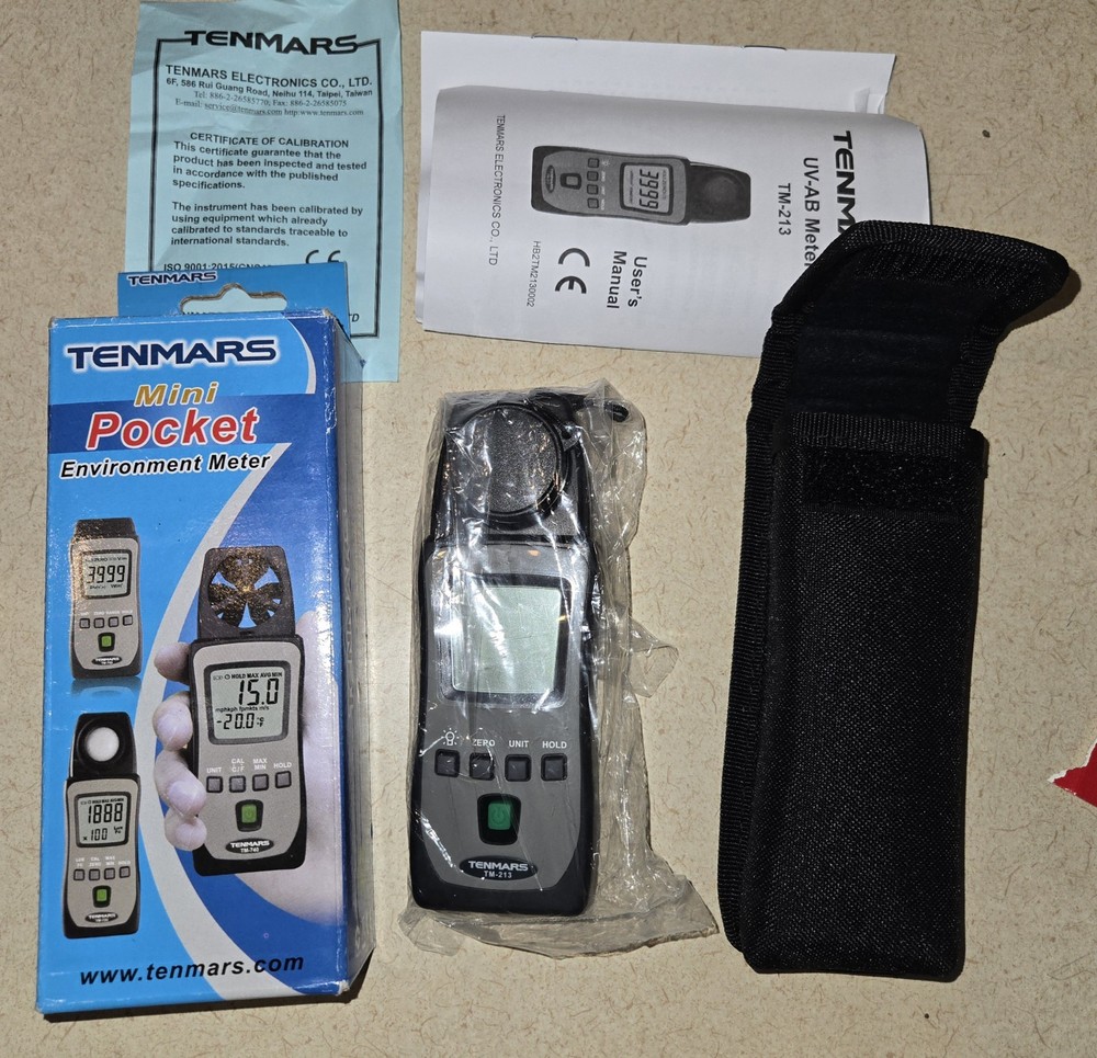 Tenmars TM-213 UVAB Light Meter