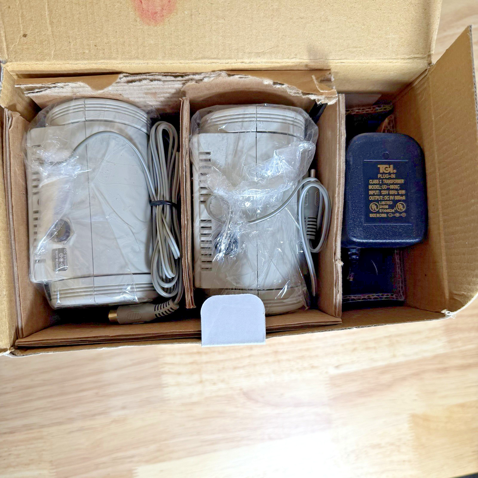 VTG Jazz Hipster - J-202AV - Amplified Speaker System - Adjustable Tilt - 1995