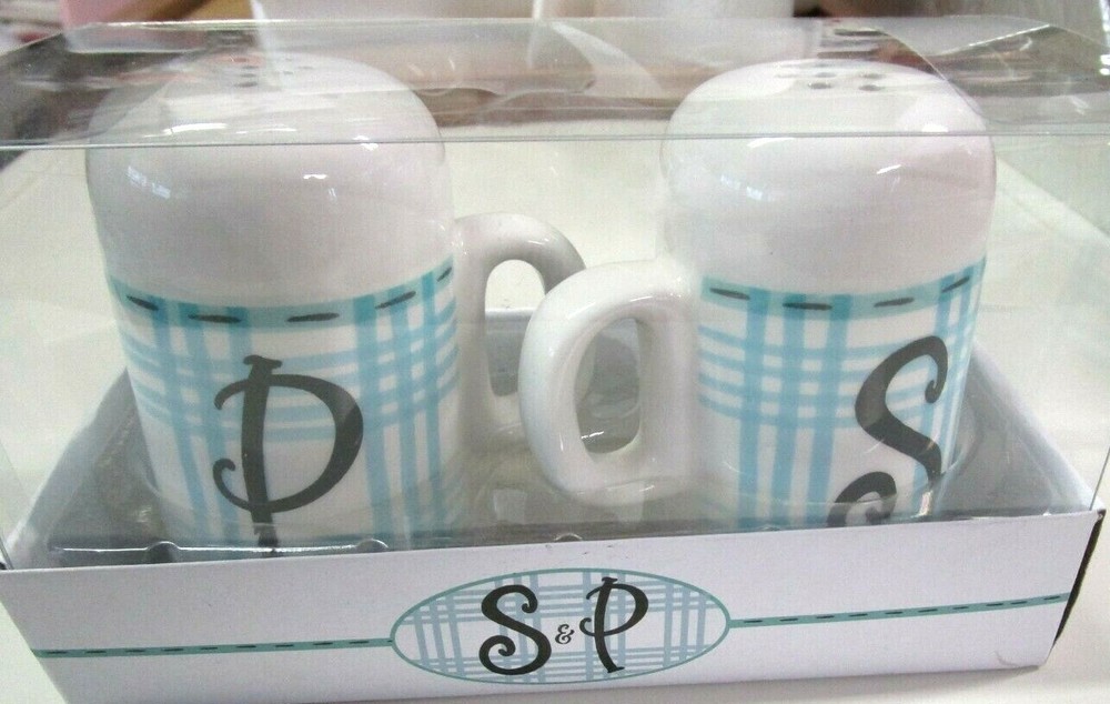 SALT AND PEPPER SHAKERS..