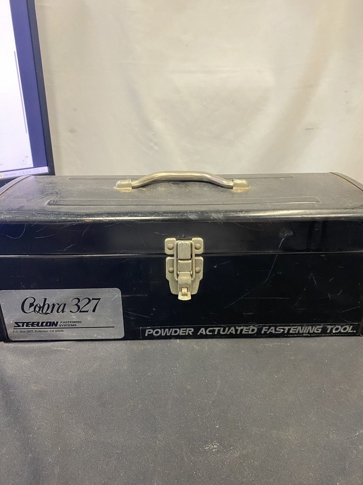 Steelcon Python 322 Powder Actuated Tool with box and accessories.