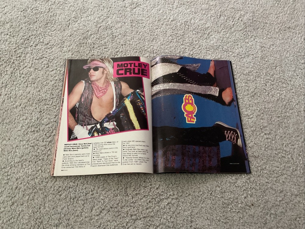 METAL MUSCLE POSTER MAGAZINE 1986 KISS RANDY RHOADS TWISTED SISTER MOTLEY CRUE