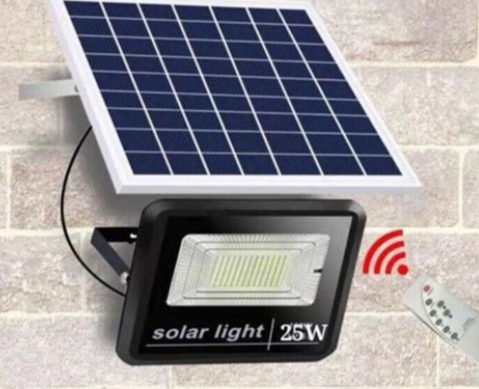 25W LED spotlight with twilight solar panel with IP67 remote control