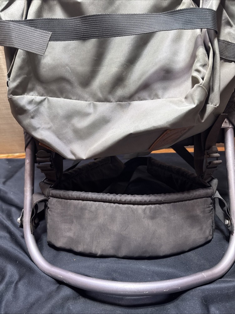 VINTAGE JANSPORT EXTERNAL FRAME TAN HIKING CAMPING BACKPACK