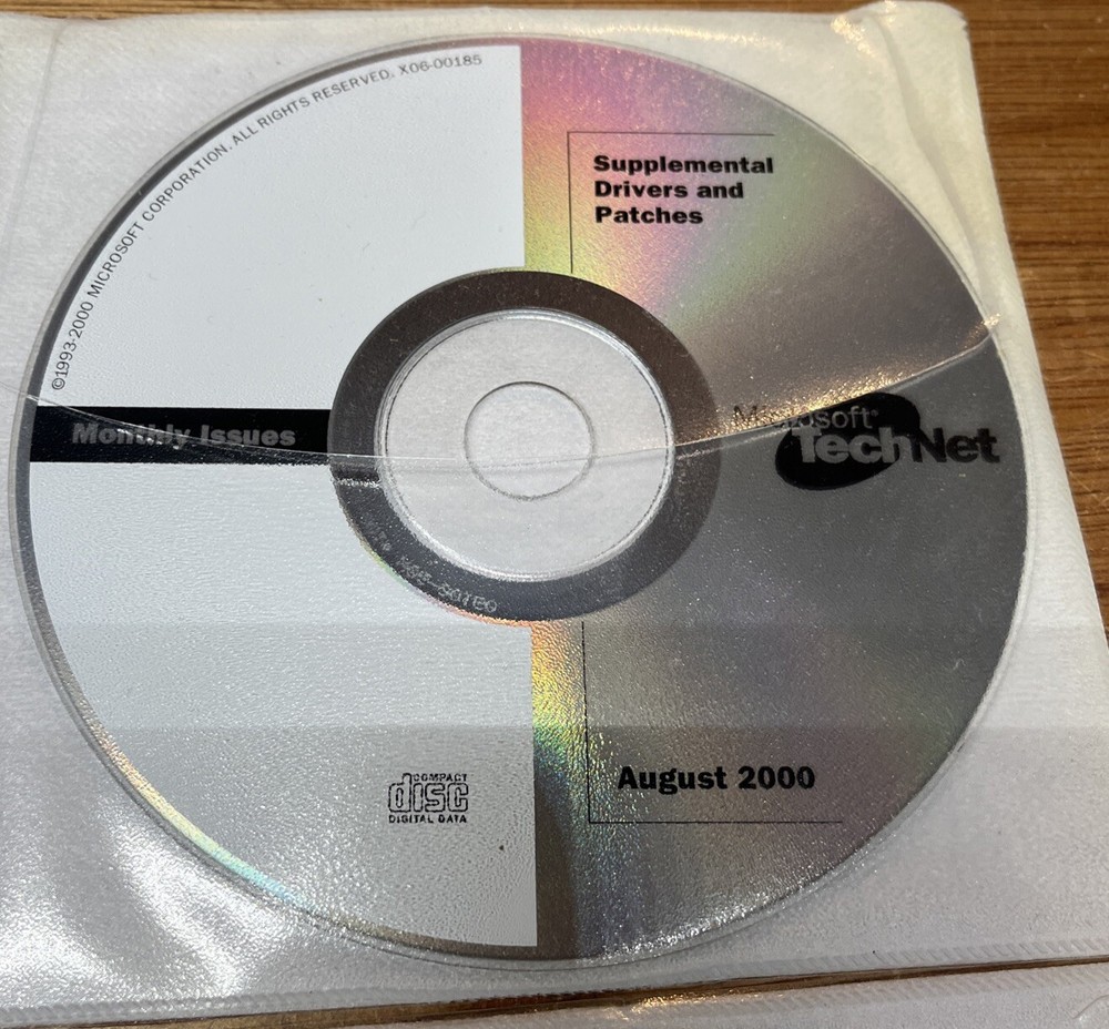 Vintage Lot of ( 10 ) Microsoft CD Compact Disc Windows 2000 Technet Bundle