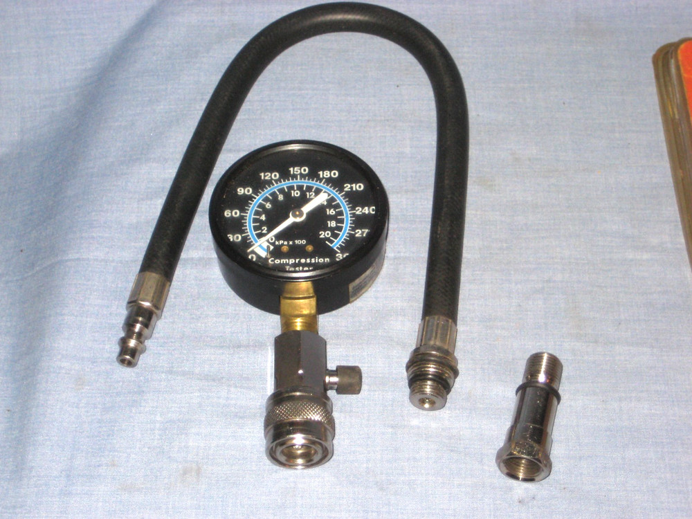 Actron Engine Compression Tester Kit 0-300 PSI Model CP7827 Compression Tester