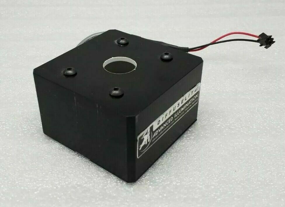 NICE ADVANCED ILLUMINATION DL2230 WHITE DIFFUSELITE W/ MOUNTING BRACKET