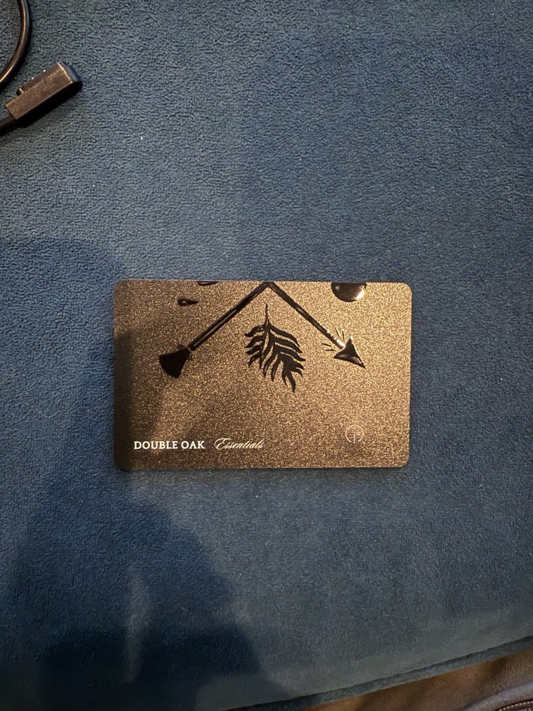 Double Oak Wallet Tracker Card