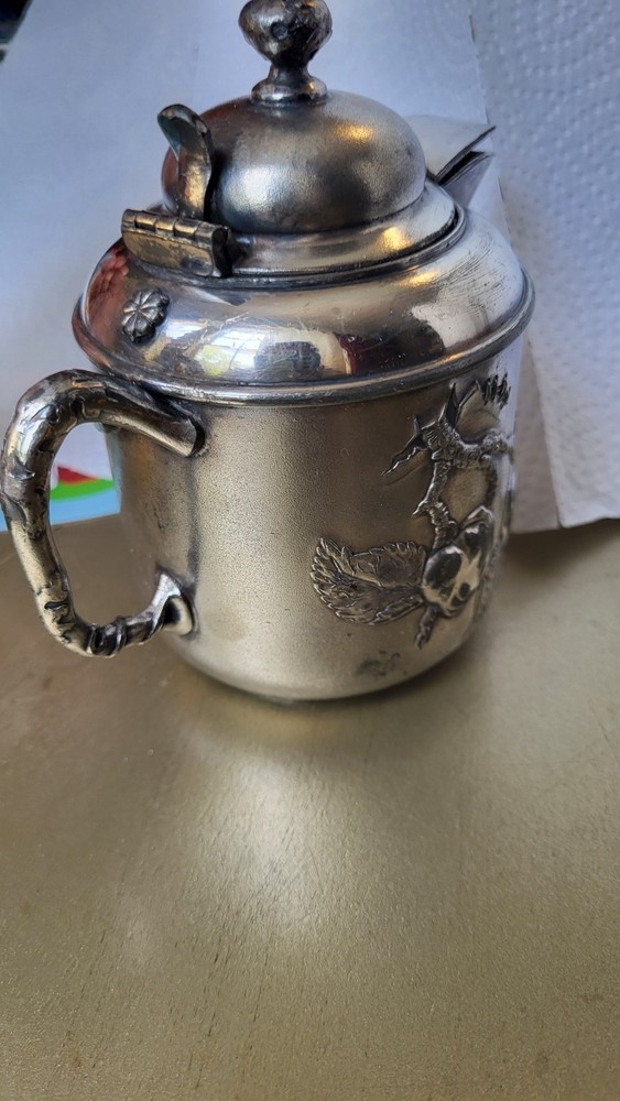 Pairpoint Silver Plate Fruit Engraved Creamer. 1S