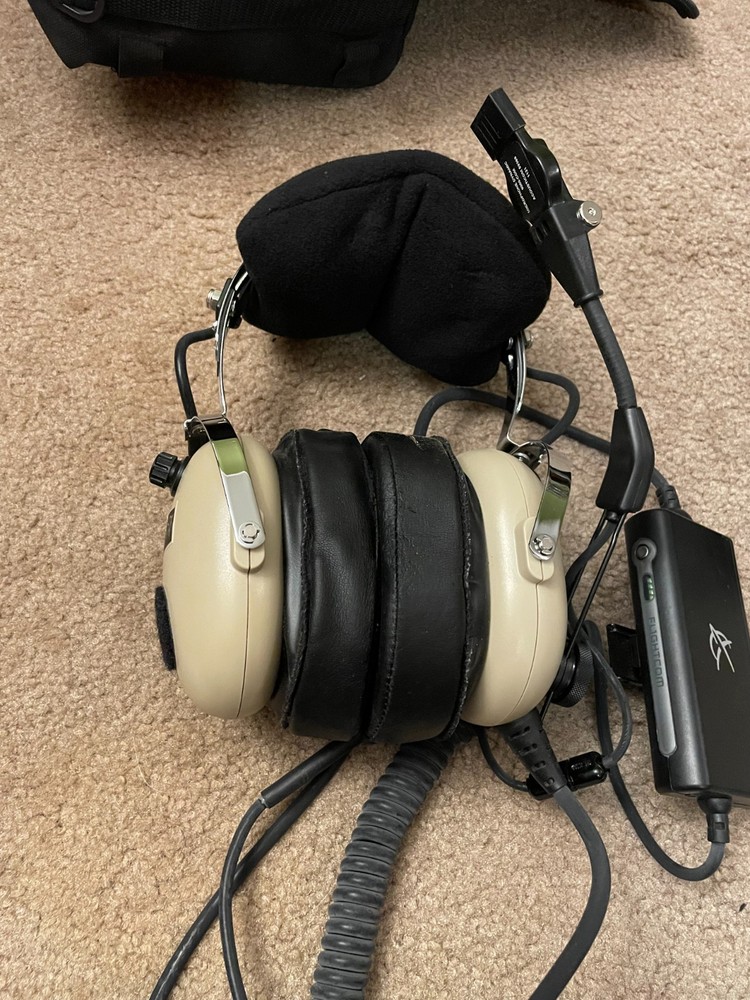 FLIGHTCOM E-13 ANR (Active Noise Reduction) Military Headset Pre-Owned