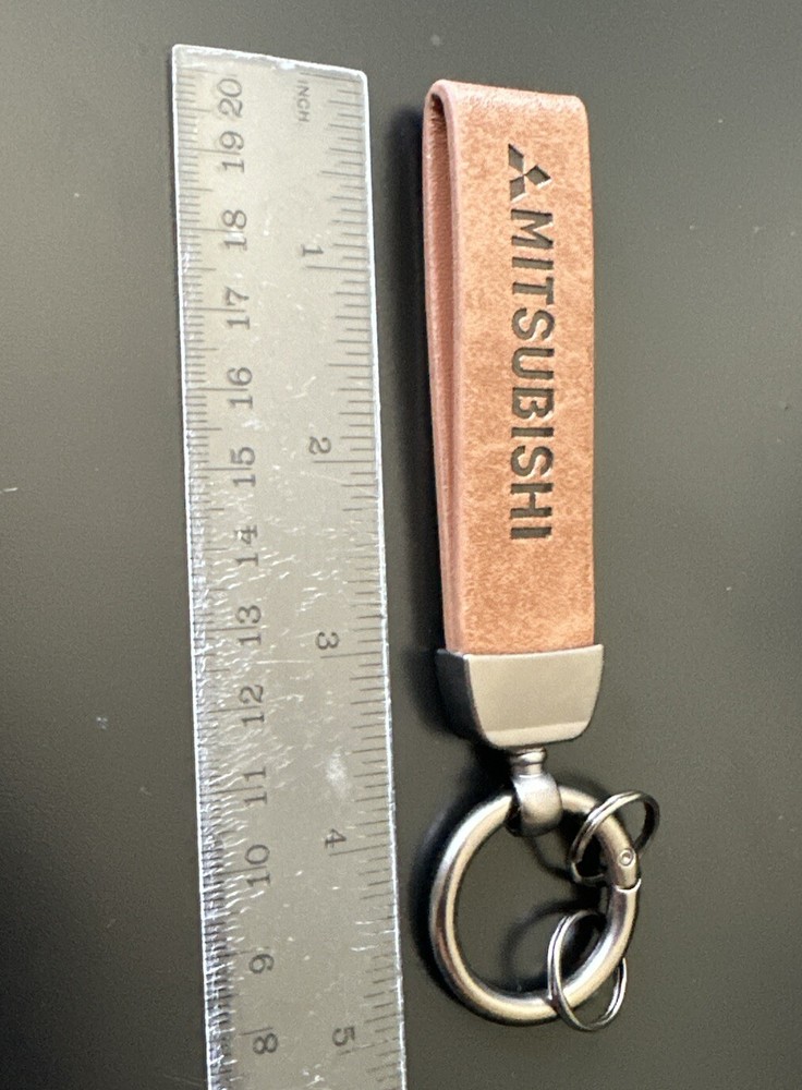 Keychain ** Mitsubishi** ( Logo ) ** Brown Leather **