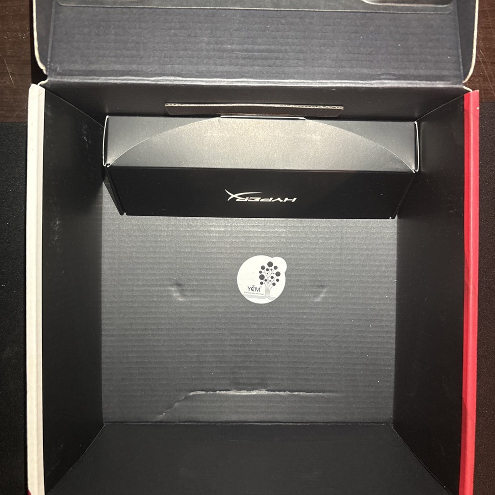 HyperX Cloud Alpha 2 - Wireless Gaming Headset customizable RGB base station