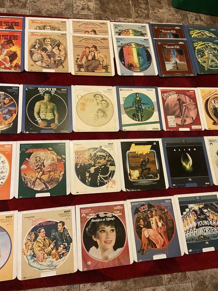 RCA Selectavision VideoDisc Player SFT W 100 System Powers On Untested + 45 DISC