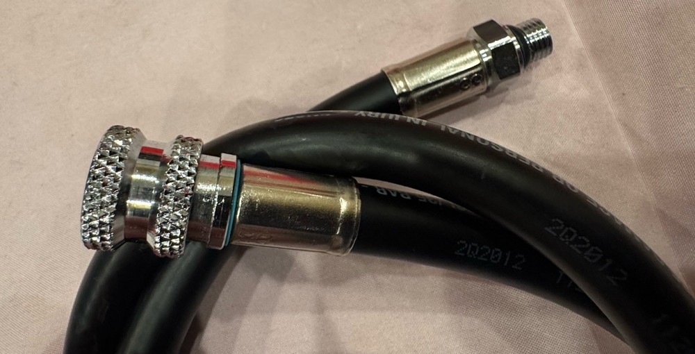SCUBA BCD INFLATOR HOSE 32”SOLID LOOKS LIKE NEVER WET!