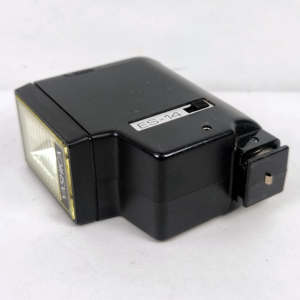 Yashica ES-14 Camera Flash Non-working