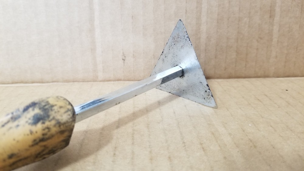 Vintage Red Devil Triangle Blade Wood Handle Paint Scraper Tool VGC