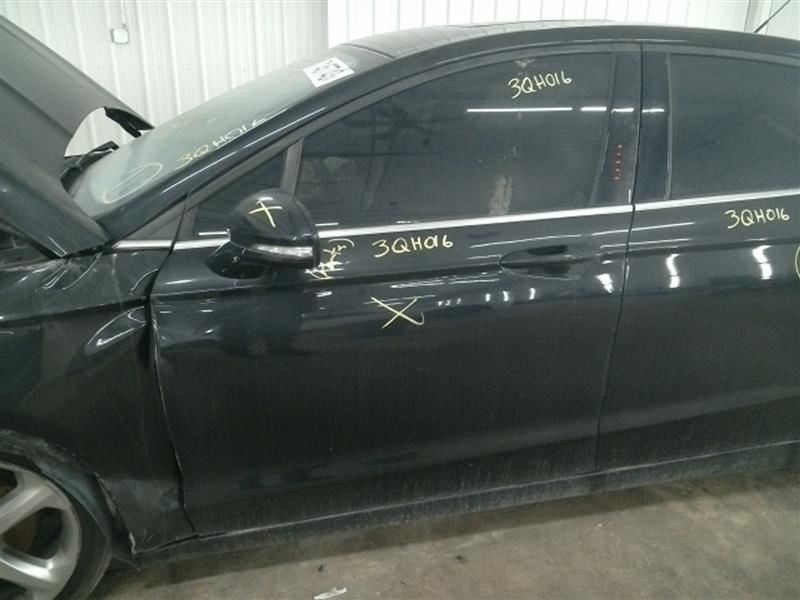 FUSION 2014 High Mounted Stop Light 104687123