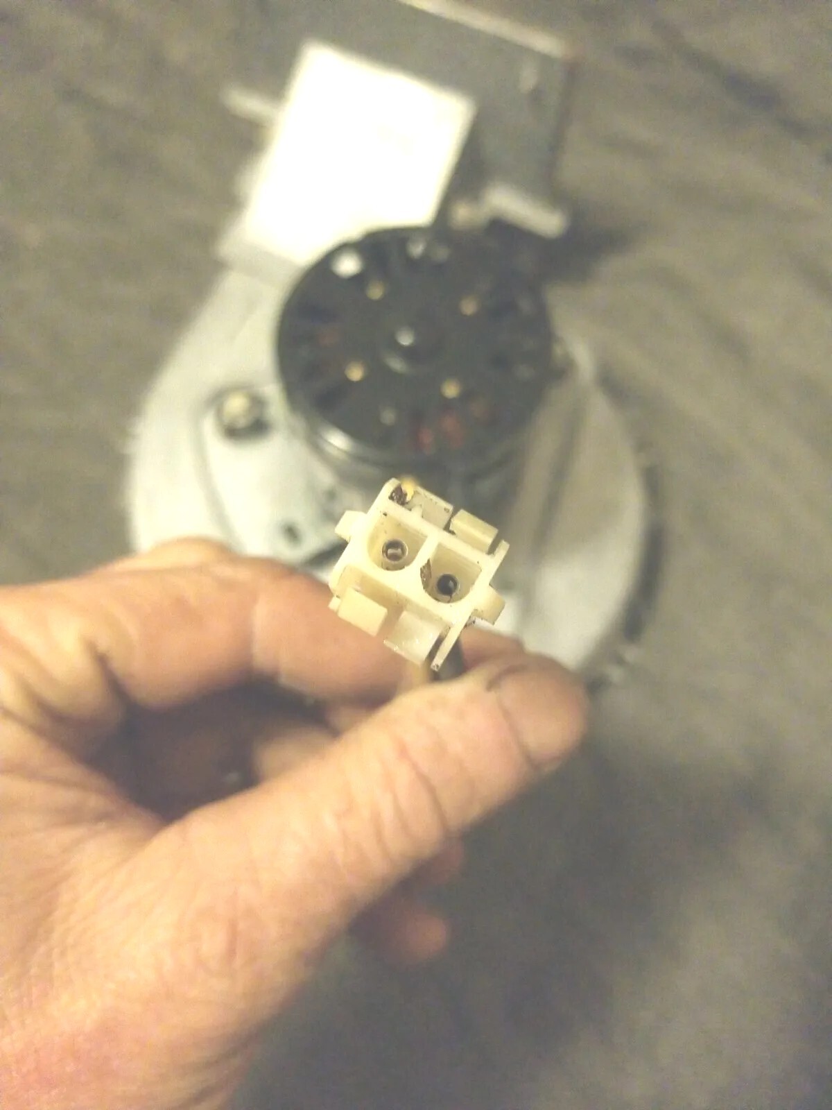 25J1201 FASCO / LENNOX 7121-8774 used 3200 rpm **$7.95 SHIPPING**