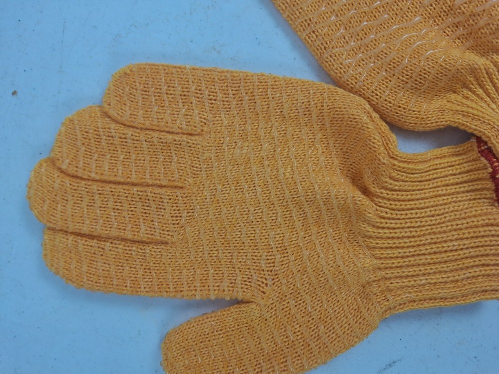 Gripper Gloves Large