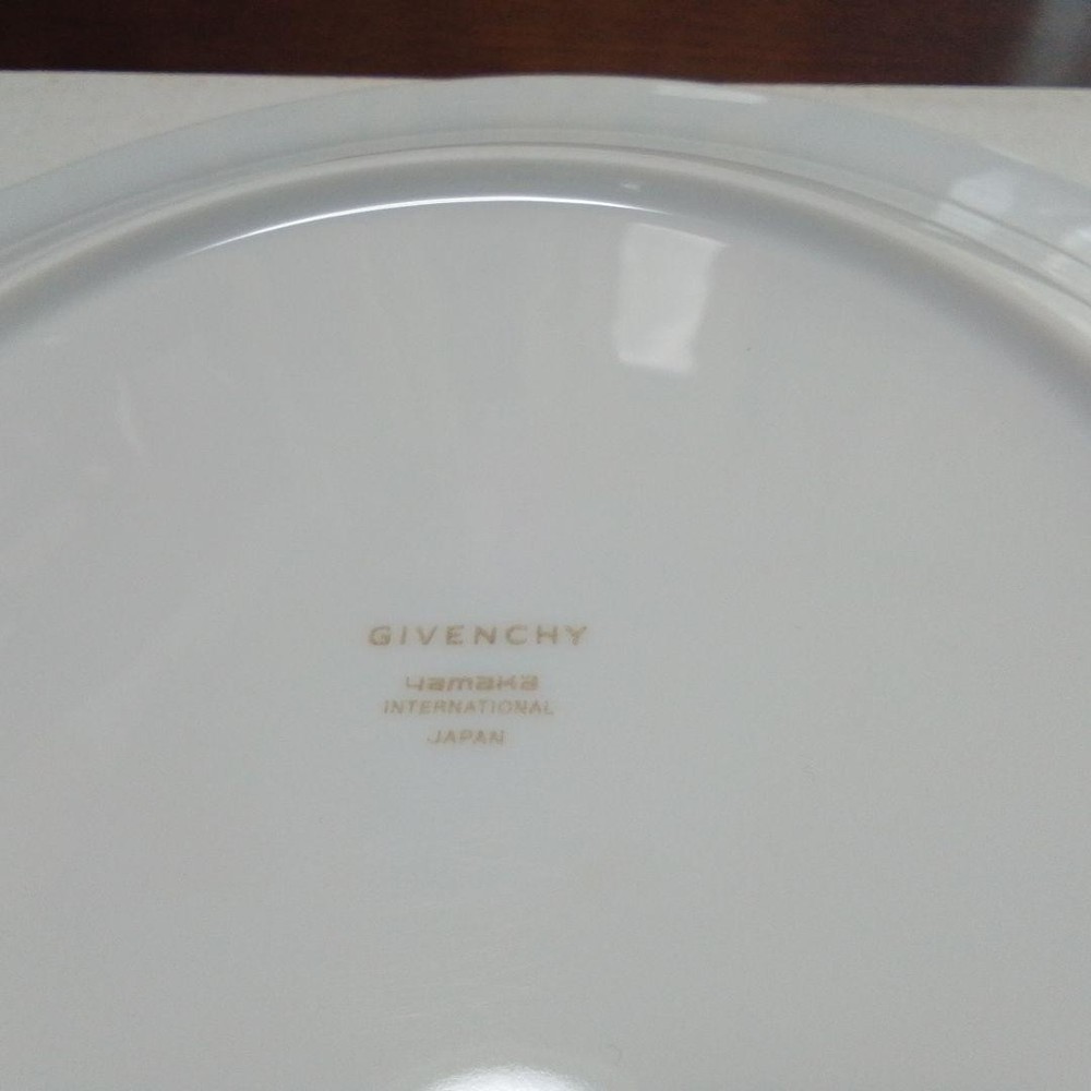 Givenchy Yamaka Plate 27cm Pair Set