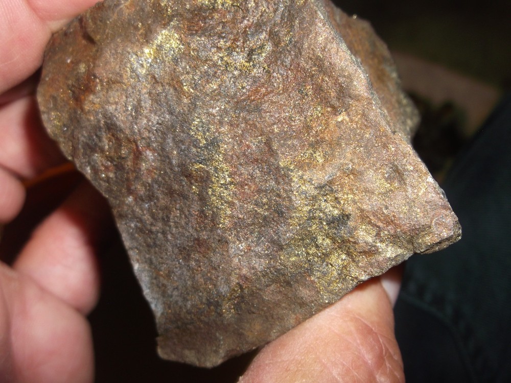 Gold, silver, copper, 532 grams samples ,ore high grade .