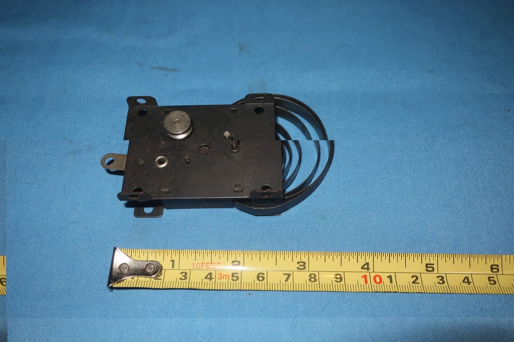 Meccano Clockwork Wind-up Motor. Working