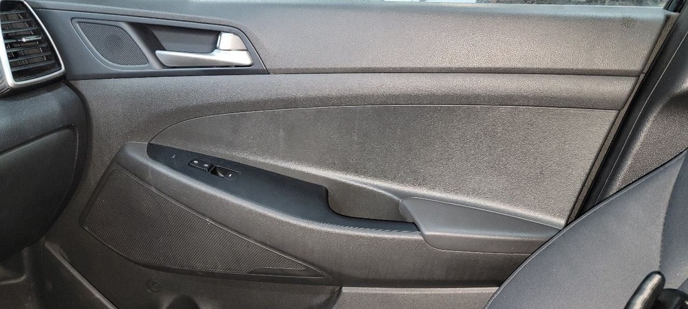 19-21 Hyundai Tucson Camera/Projector Camera Windshield Upper Center