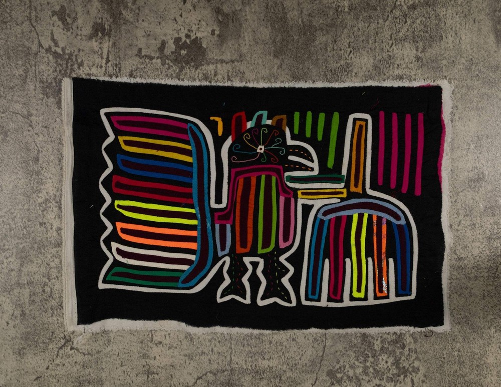 Classic Multi-Color Hotel Maid Mola