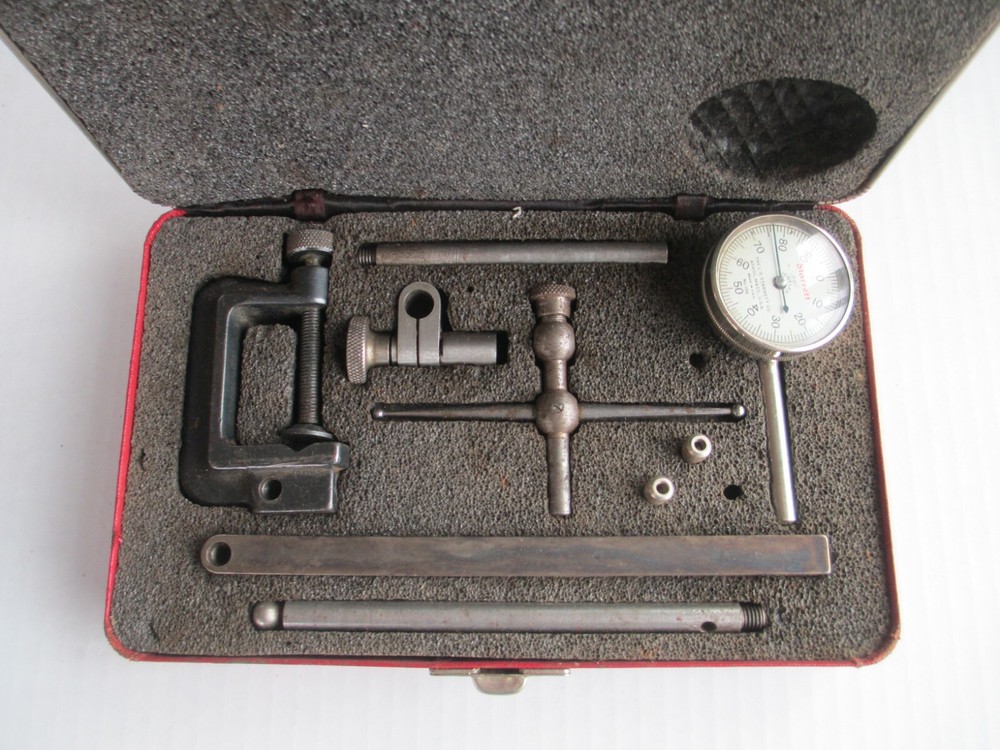 STARRETT 196 UNIVERSAL BACK PLUNGER DIAL INDICATOR SET          B57