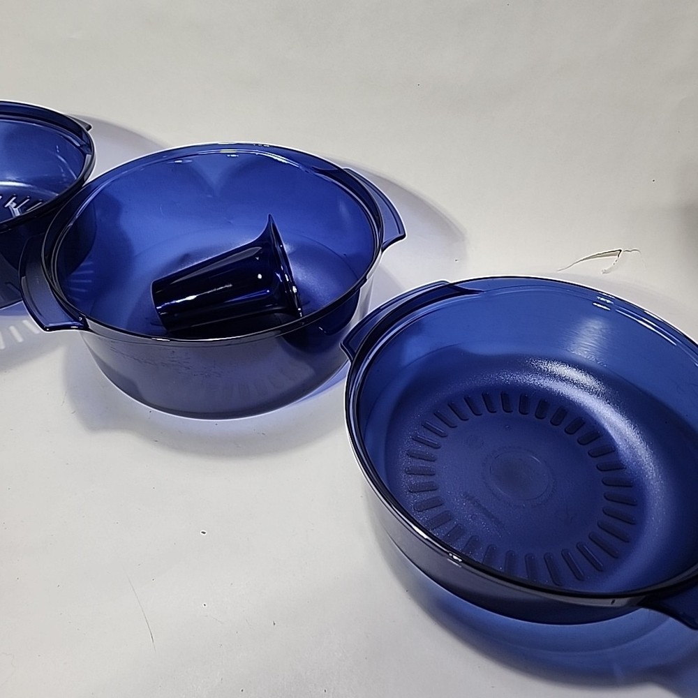 Tupperware - 5 PC Microwave 3 QT. Stack Cooker Steamer Blue
