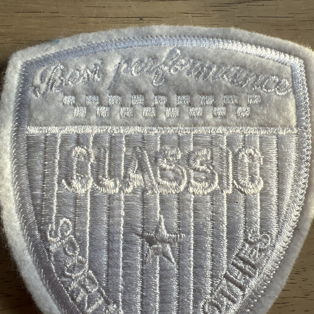VTG BEST PERFORMANCE CLASSIC SPORTING CLOTHES WHITE PATCH NEW