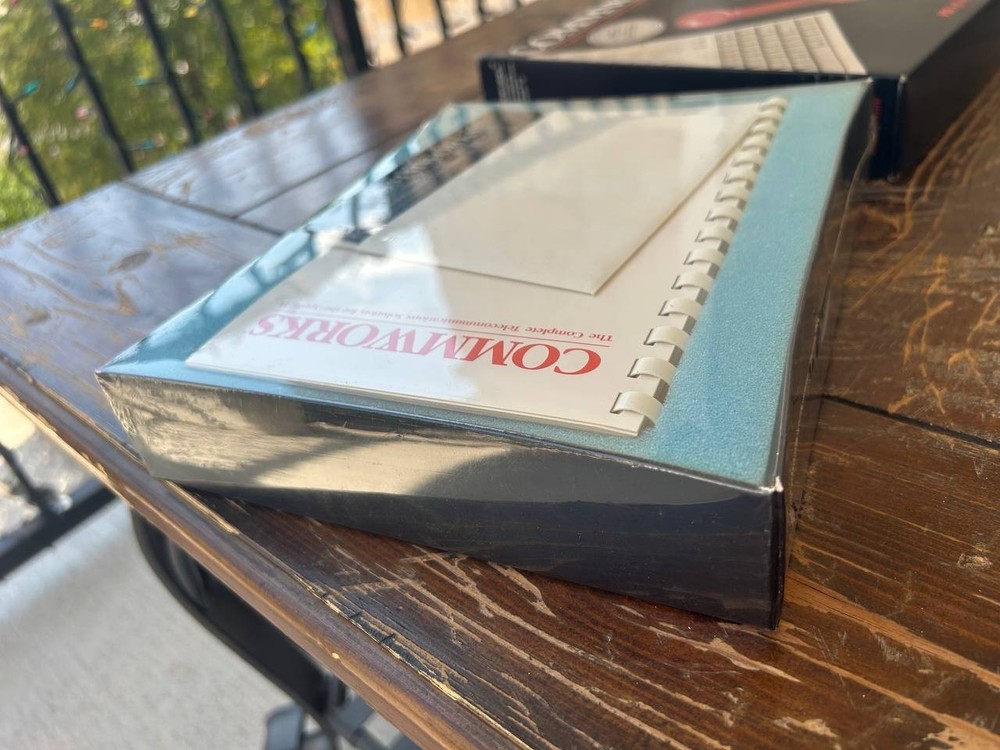 COMMWORKS PBI software Apple II Macintosh. Tlecommunications Solution 1986 year