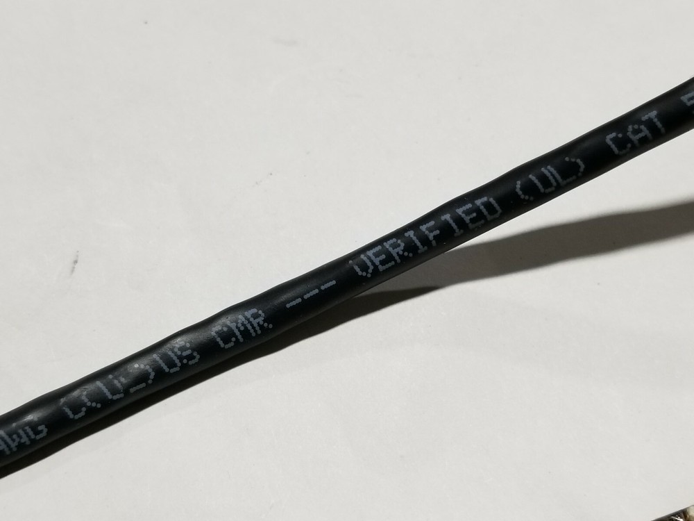 Belden Mohawk M58010 24/4P CAT5e LAN UTP Networking Cable Riser Black /100ft