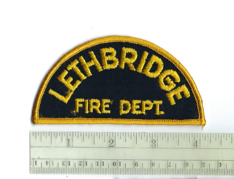 Obsolete Lethbridge AB Alberta CANADA Fire Dept. *GOLD BORDER OFFICERS* patch