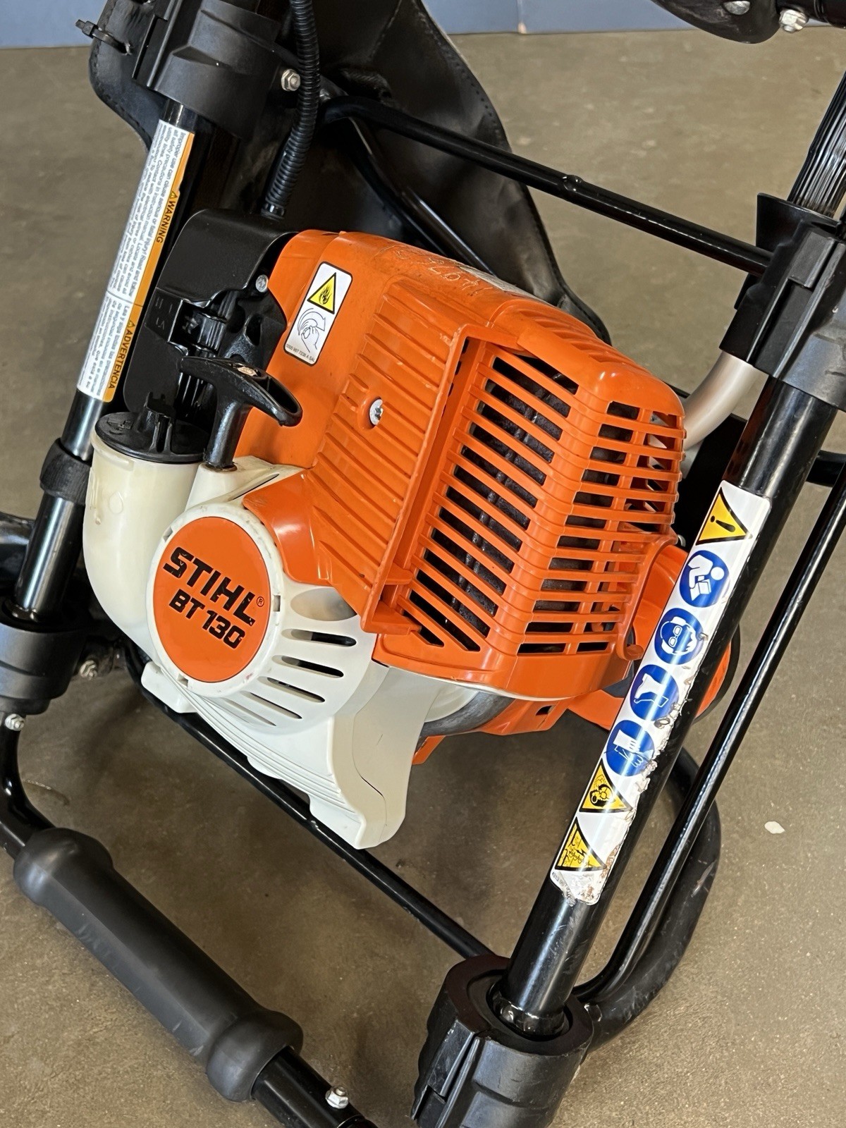 STIHL BT130 Gas Auger Post Hole Digger Earth Drill / 36cc Hardly Used Unit 👍💎