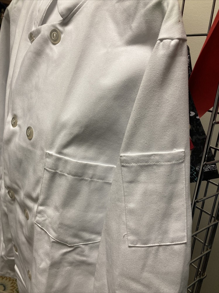Chef coat men Size 40 NWT