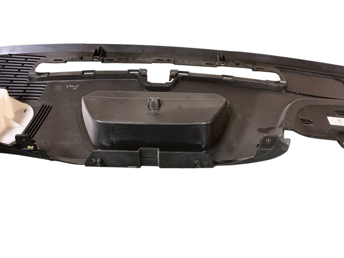 2019 20 21 22 2023 Chevy Silverado Sierra 1500-3500HD instrument panel BLACK