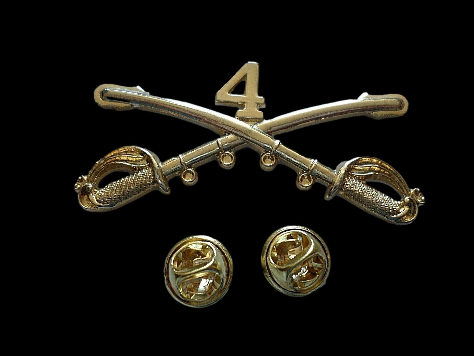4th CAVALRY SWORDS SABERS MILITARY HAT PIN CAVALRY REGIMENT BADGE ROBERT E LEE