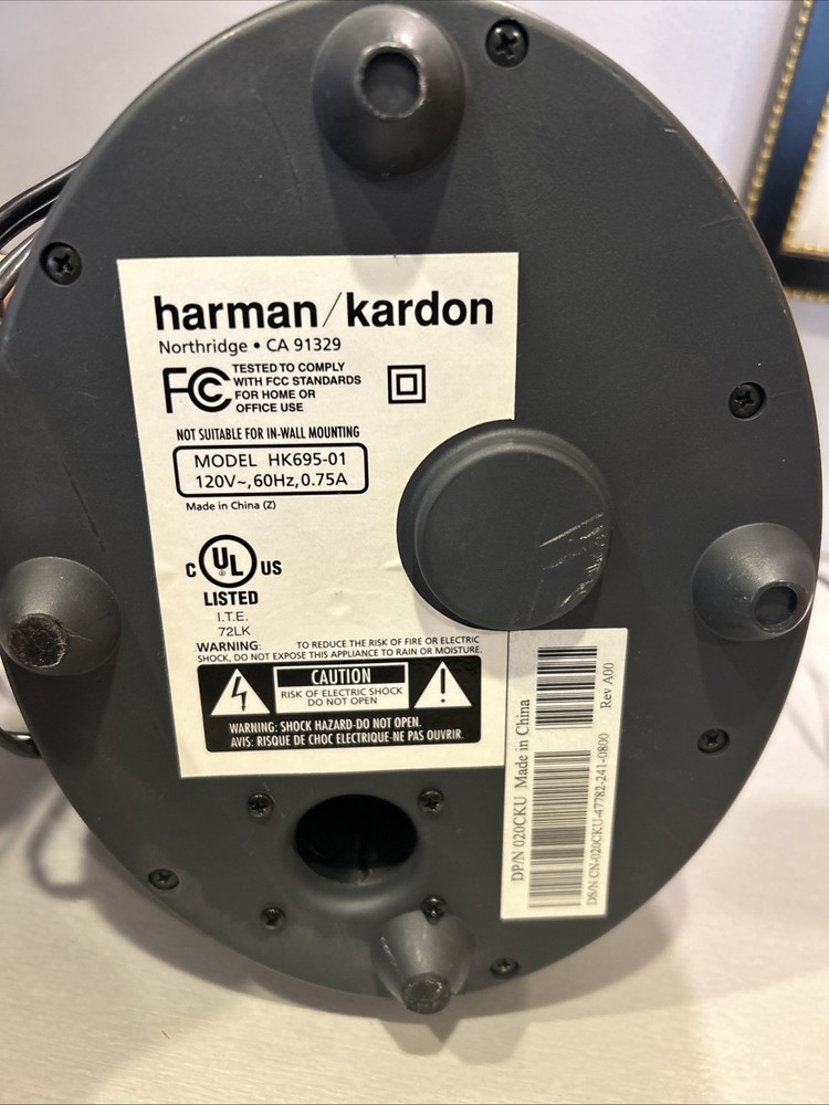 Harmon Kardon Model HK695-01 Computer Multimedia Subwoofer/Speaker Set Working