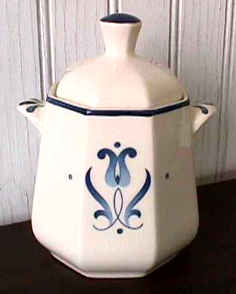 **BLUE DANE (1) SUGAR & LID HAKERWARE-MS70-F