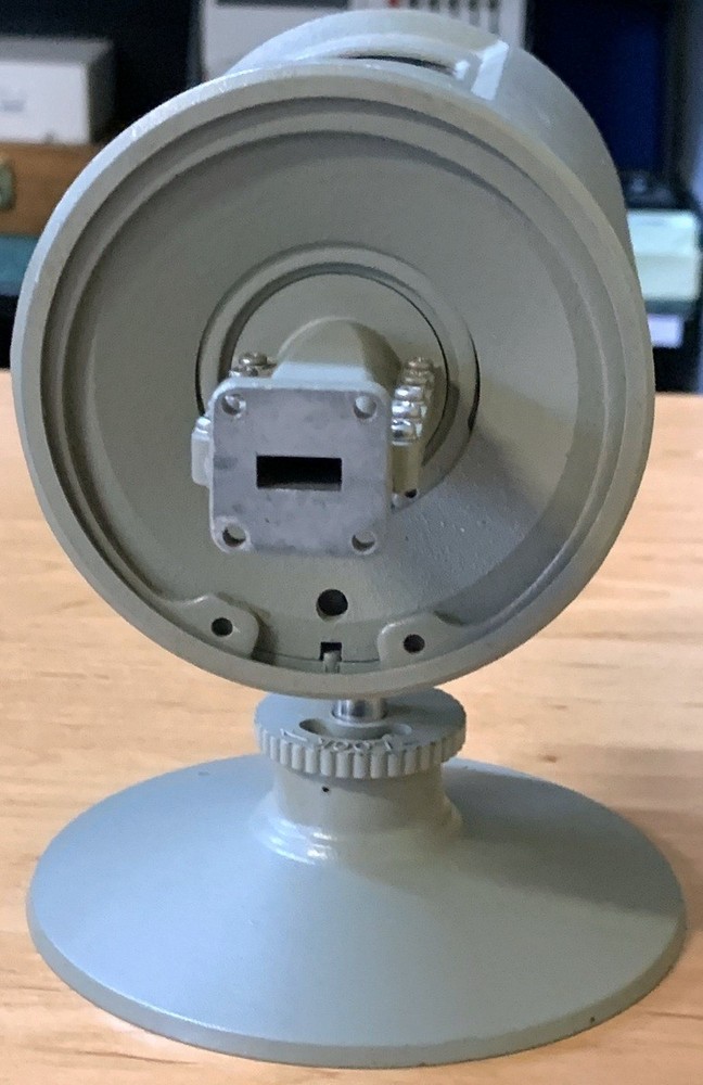 Hewlett Packard K382A, adjustable waveguide attenuator, 18 - 26.5 GHz