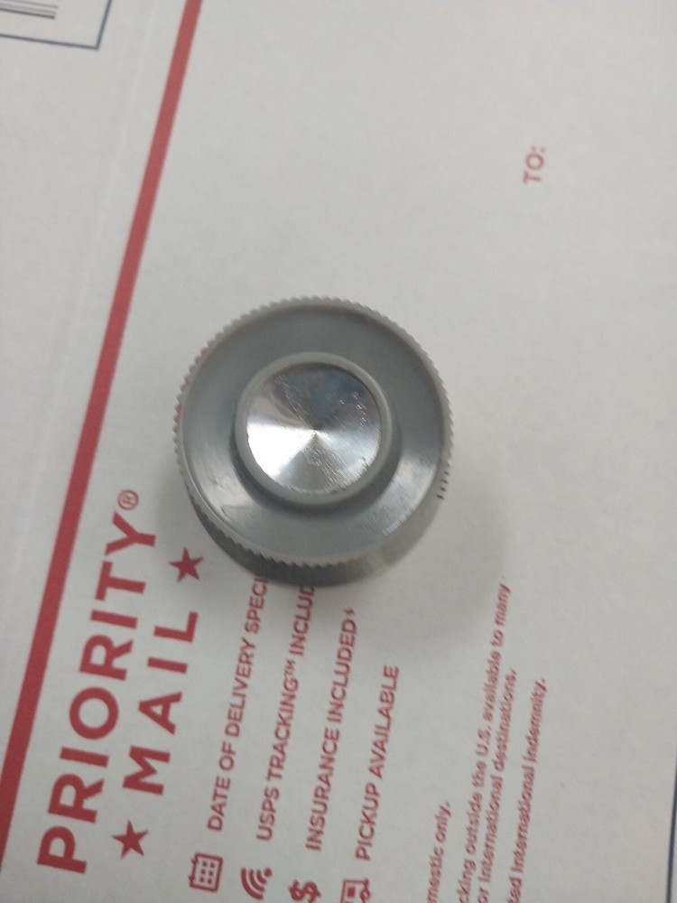 Hellicrafters HT 40 TRANSMITTER PLATE LOADING OR TUNING KNOB Ea.