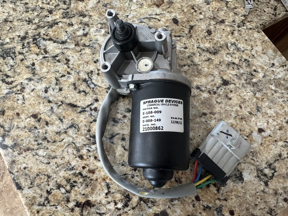 Volvo VNL Windshield Wiper Motor Genuine OEM