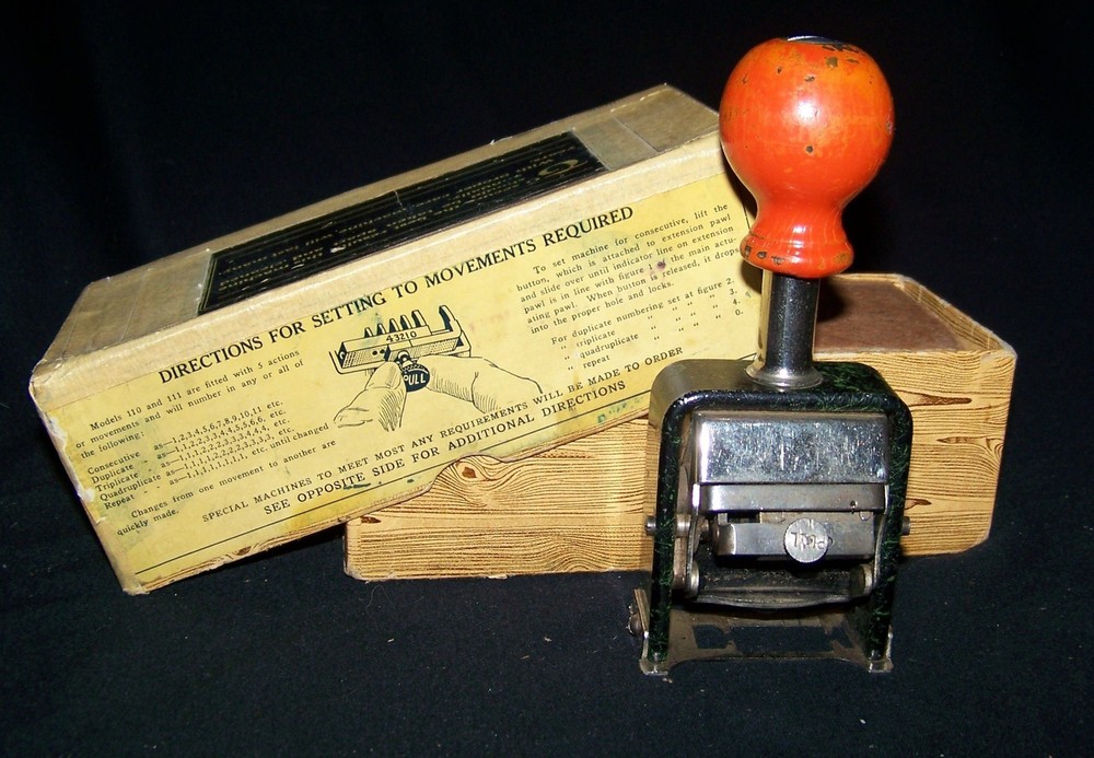 Vintage American 5 Action Numbering Machine & Box Model 110