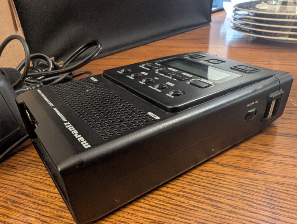 Marantz PMD660 Portable Solid State Audio Recorder w/ Memory Card TESTED