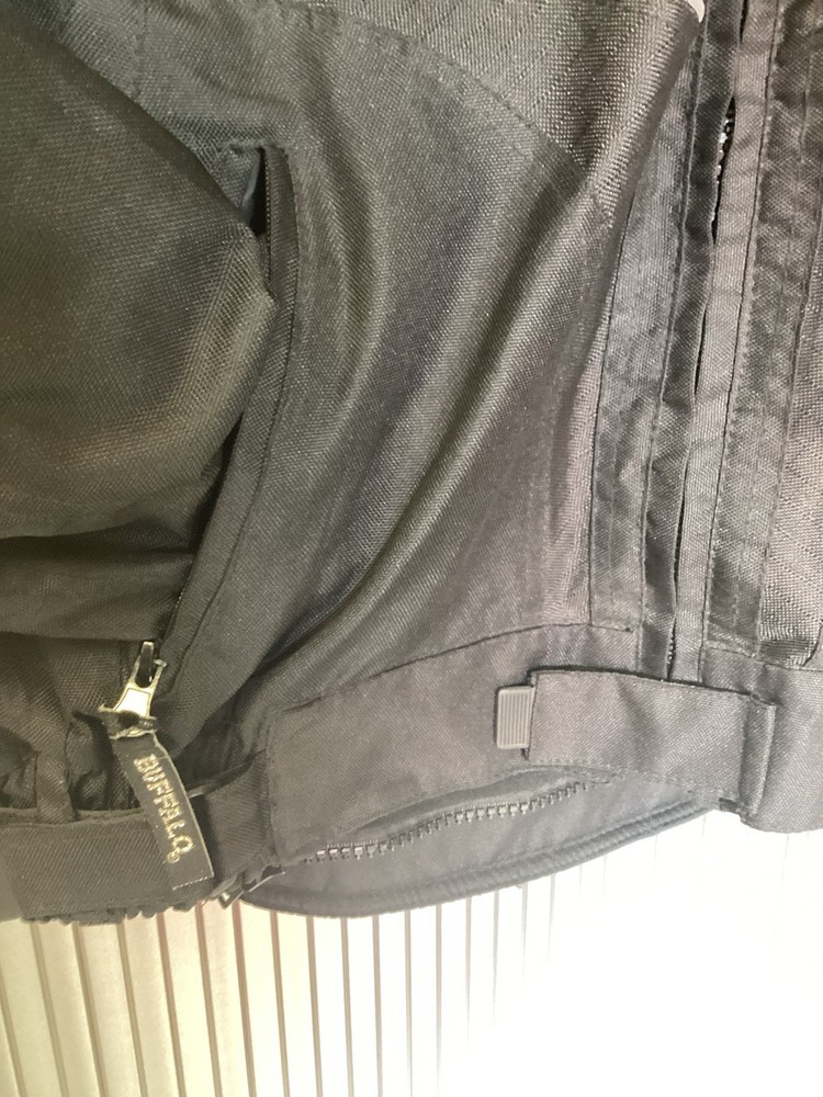 Buffalo Coolflow Motorcycle Jacket Size Small