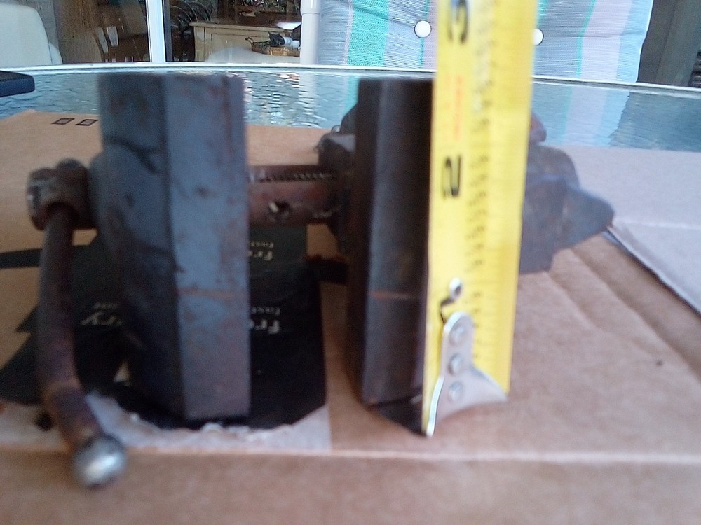 Milwauwee Small Bench Vise