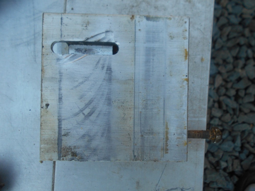 GILES CF-400 AUTO LIFT GUIDE BLOCK