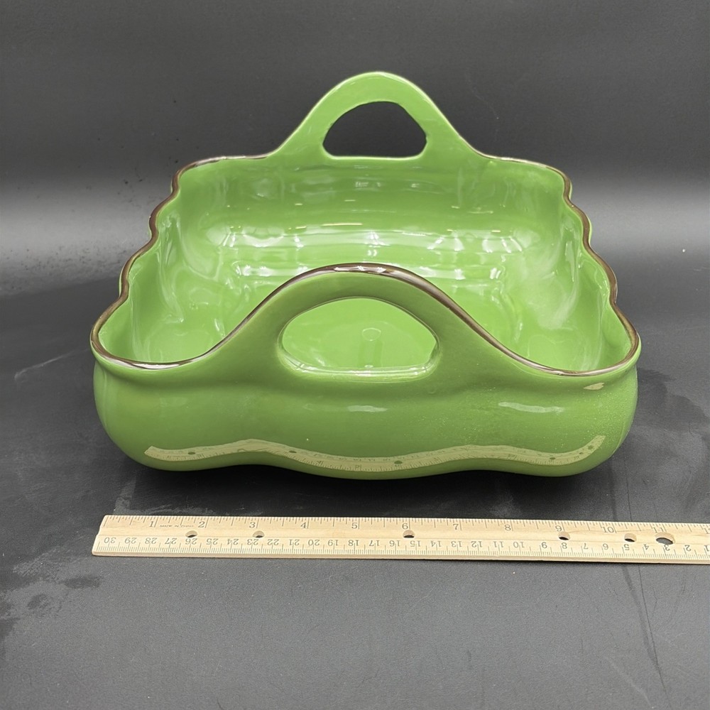 LTD Commodities 3- Piece Scalloped Ceramic Nesting Bakeware Set-Red,Green&Yellow