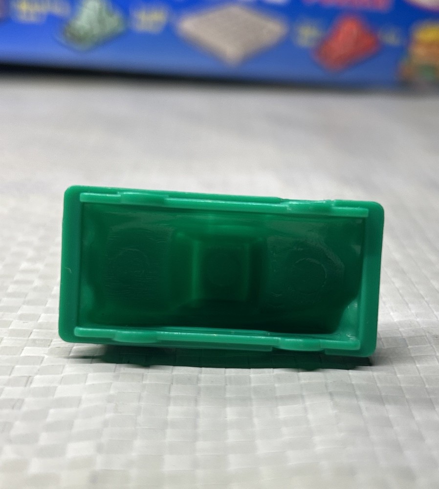 Rush Hour Dark Green Car Replacement Piece Binary Arts 1996